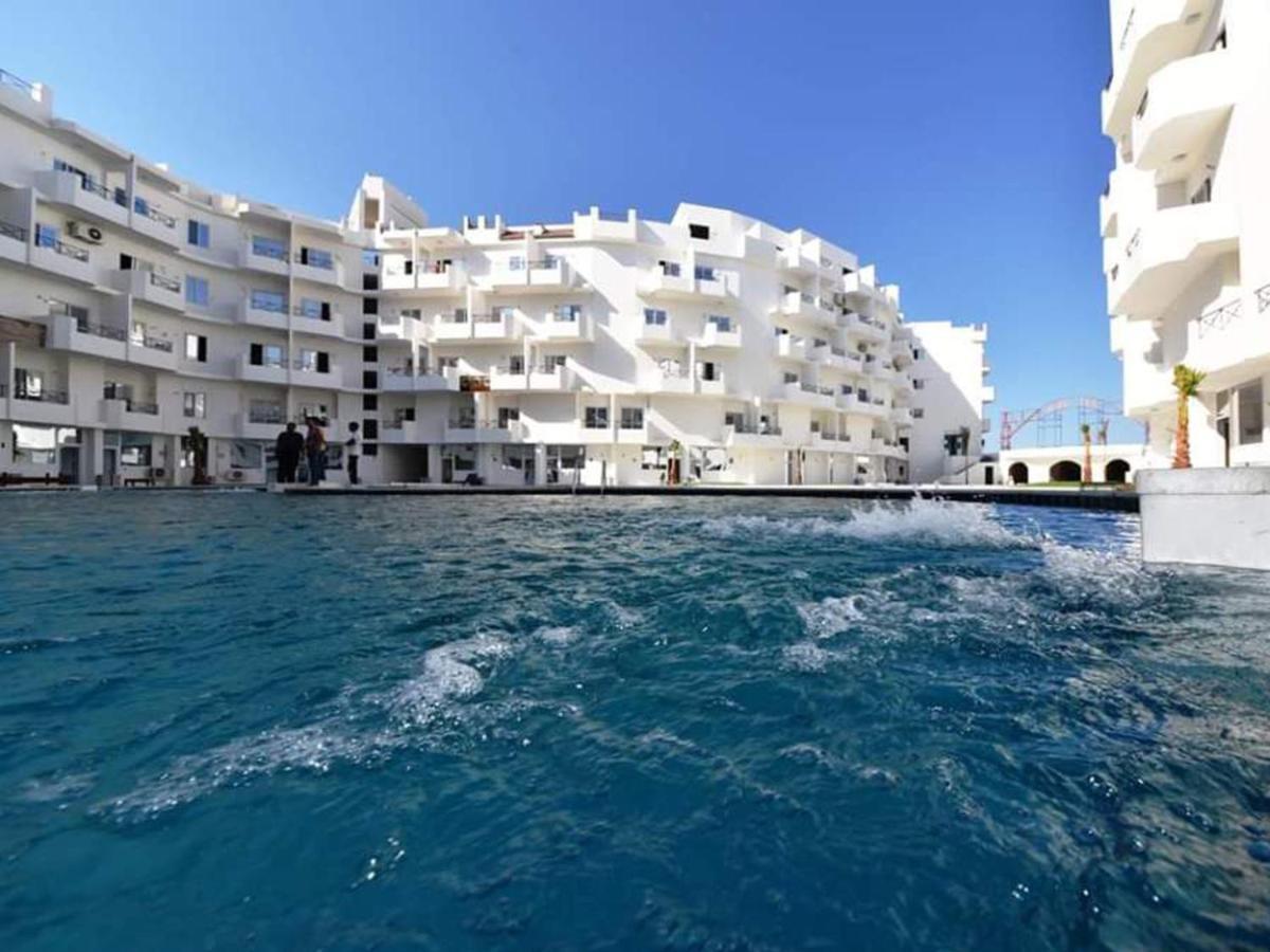 Apartment Bella Vita Near The Sea Redsealine Hurghada Bagian luar foto