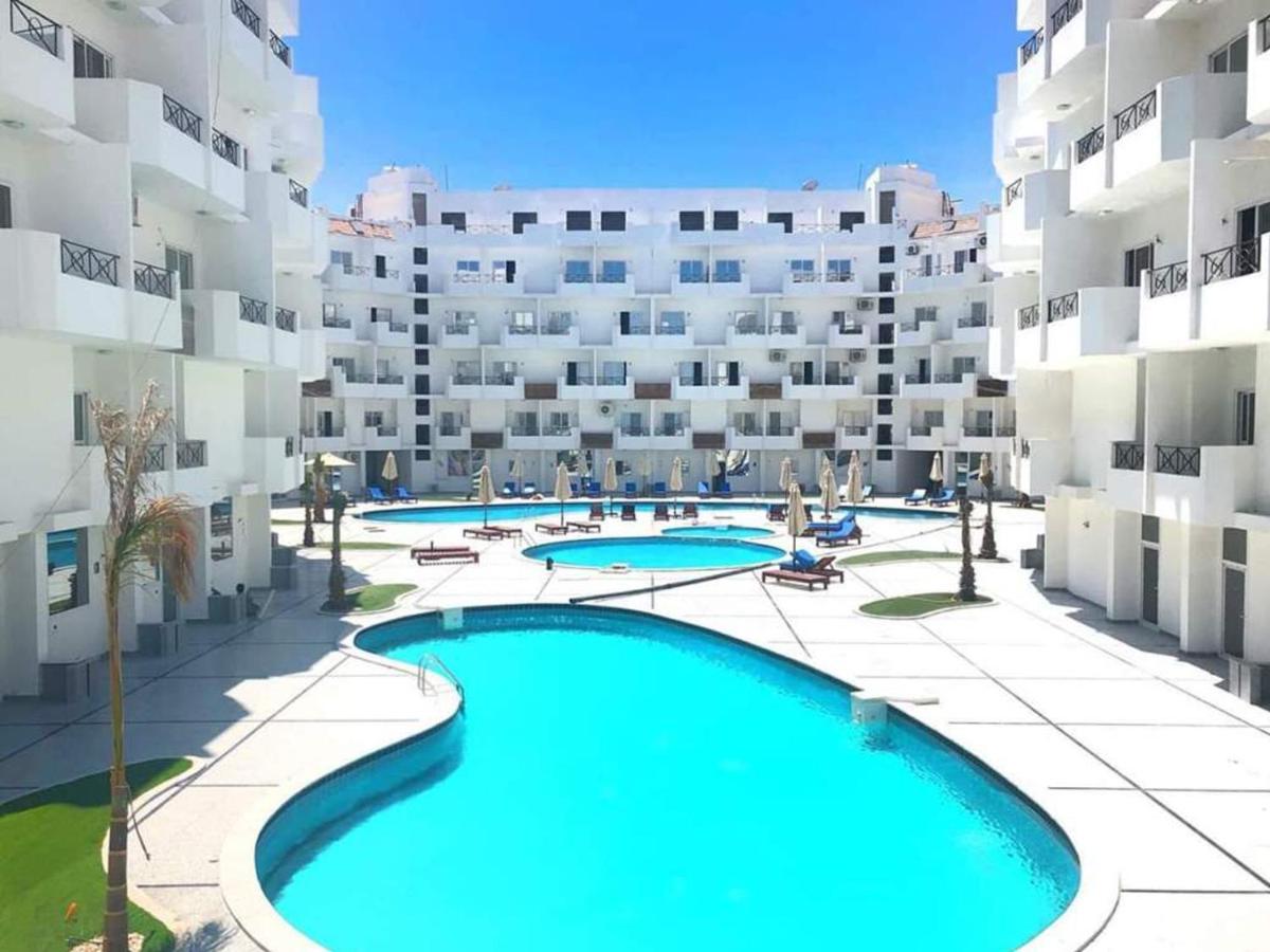 Apartment Bella Vita Near The Sea Redsealine Hurghada Bagian luar foto