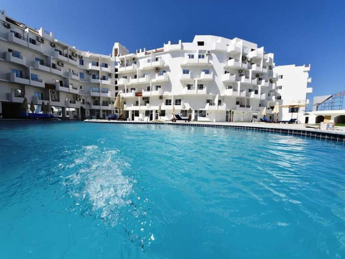 Apartment Bella Vita Near The Sea Redsealine Hurghada Bagian luar foto