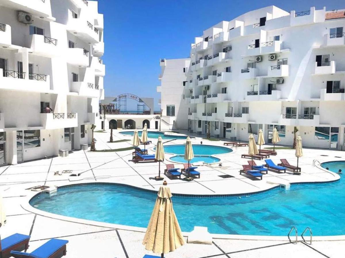 Apartment Bella Vita Near The Sea Redsealine Hurghada Bagian luar foto